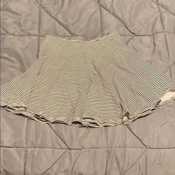 American Eagle Outfitters Dresses & Skirts - 🔴 Skirt